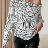 Blusa Con Cuello Asimetrico Y Estampado Completo