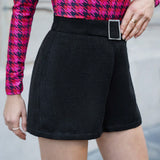 Prive Shorts tweed unicolor con cinturon