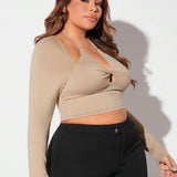 TALLA grTALLAnde CTALLAmisetTALLA crop con TALLAberturTALLA girTALLAnte delTALLAntero hTALLAlter con cordon trTALLAsero