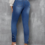 LUNE Jeans Ajustados De Mujer Con Bolsillos Inclinados Y Detalles De Botones