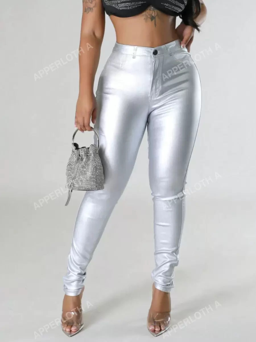 1699502571b57080f28b7db9b957edf4856bbbce67_wk_1722711540_thumbnail_900x.webp