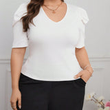Prive Plus Size Spring/Summer Simple Yet Elegant Slim-Fit Puff Sleeve Solid T-Shirt, Perfect For Going Out