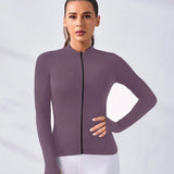 170296655733b4647f7ab2f624a39bb23133a39e81_thumbnail_900x.webp