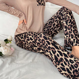 Conjunto De Pijama De Mangas Largas Y Pantalones Con Estampado De Leopardo Para Mujer