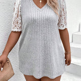 LUNE Plus Size V-Neck Lace Insert Short Sleeve T-Shirt With Regular Shoulder In Casual Style