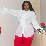 Camisa De a Grande Sey Blanca Con Dobladillo Con Volantes Plisados Y Dees Transparentes Para El Dia De San Valentin Romantico