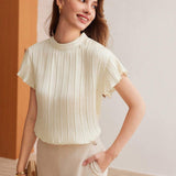 Blusa Solida Con Cuello Alto Y Plisado