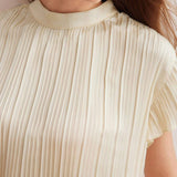 Blusa Solida Con Cuello Alto Y Plisado