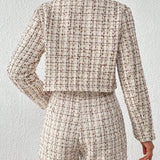 Frenchy Chaqueta Y Pantalones Cortos De Tweed Con Botones Y Cuello Redondo