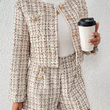 Frenchy Chaqueta Y Pantalones Cortos De Tweed Con Botones Y Cuello Redondo