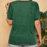 Essnce Plus Size Solid Color V-Neck Casual T-Shirt