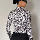 DAZY Camiseta Corta Casual De Cuello Alto Y Estampado De Leopardo Para Mujeres