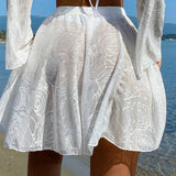 Swim Vcay Conjunto de 2 piezas de blusa con estampado floral, estilo de vacaciones para mujeres con mangas acampanadas, lazos frontales, dobladillo corto y cubierta de falda