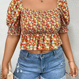 Frenchy Blusa de manga corta con cuello cuadrado con diseno de estampado floral pequeno con corte y volantes en el dobladillo para la temporada de vacaciones de verano y ropa casual, a plus