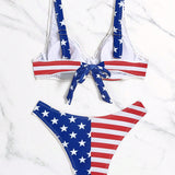 Conjunto simple y elegante de sujetador y bikini con estampado de bandera de EE. UU. Para mujeres, ideal para vacaciones en la playa. Incluye un conjunto de bikini del 4 de julio con estampado aleatorio para verano en la playa