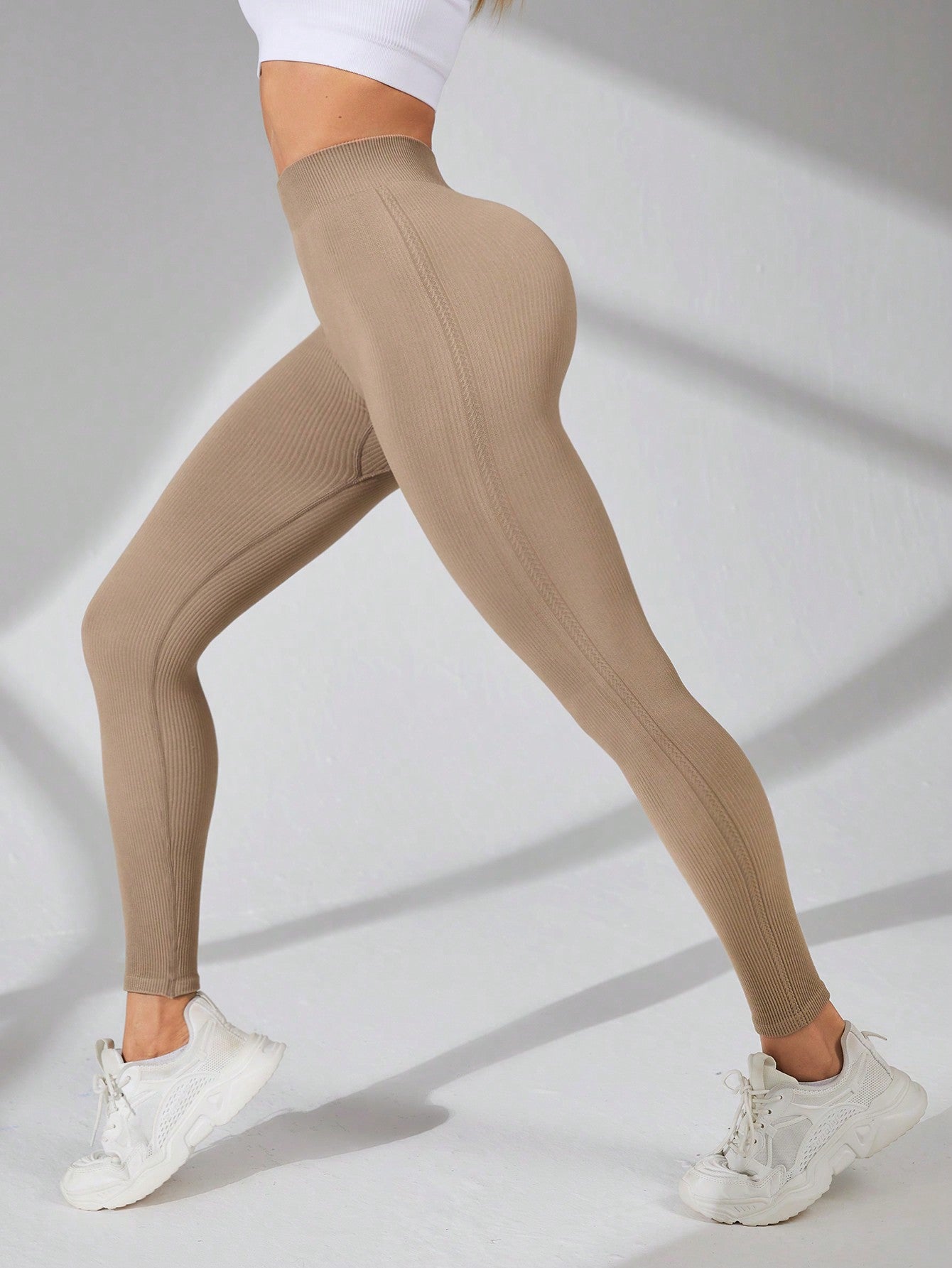 1712581699b3d5cfb1a50b09d1ad63e9d38dc5ff21.jpg