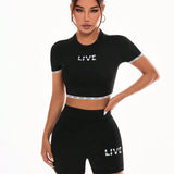 Sport Easify Conjunto de dos piezas para deportes de verano casual, con cuello redondo, camiseta corta y pantalones cortos impresos con letras, ajustados y recortados