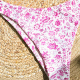 Conjunto de bikini para mujer con estampado floral simple y elegante para unas vacaciones con estampado aleatorio