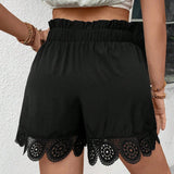 VCAY Shorts comodos para mujer con cintura elastica y detalle de encaje en contraste en el dobladillo
