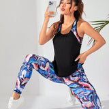 Yoga Trendy Mujeres Chaleco falso sin mangas 2 en 1 con almohadilla de pecho, impreso de pintura al oleo, conjunto deportivo de pantalones con bolsillo inferior