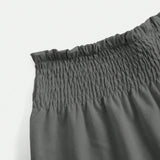 VCAY Shorts negros con ribete de lechuga y cintura fruncida