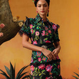 Frida Kahlo    Designer Pompi Garcia Camisa floral impresa con encaje de contraste para verano