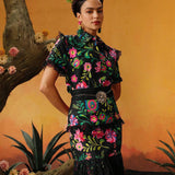 Frida Kahlo    Designer Pompi Garcia Camisa floral impresa con encaje de contraste para verano