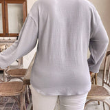 Camisa casual suelta de unicolor para mujeres de a grande con escote en V con muesca y mangas de murcielago para primavera/verano