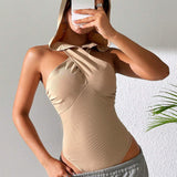 Essnce Body sin mangas de cuello halter cruzado para mujer con capucha, estilo de ajuste delgado, diseno tipo wasteland