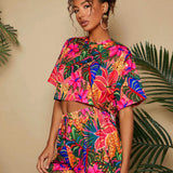 TRVLCHIC Conjunto de dos piezas para mujer en verano de camiseta con estampado de plantas tropicales y pantalones