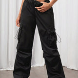 Tall Pantalon negro cargo con bolsillo con solapa en el costado y cintura con cordon