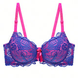 Sensual conjunto de sujetador push-up con aro y braguita triangular con encaje en colores contrastantes, copa B