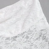 MOD Top decorado con encaje blanco con lazo envuelto en el pecho y transparente
