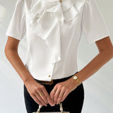 Camisa blanca elegante y delicada para mujer con mangas cortas de volantes, estilo diario/citas/trabajo/para el dia a dia del trabajo