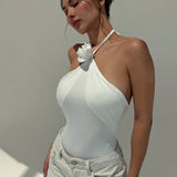 Aloruh ajustado blanco para mujer para una cita romantica con detalle de flor en 3D, cintura ajustada y corbata en el cuello