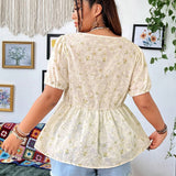 Camisa de verano con cuello cuadrado floral, mangas cortas abullonadas y dobladillo con volantes para mujeres de a grande para vacaciones