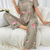 Conjunto de pijama de verano para mujer con parte superior de mangas cortas estampada con flores y pantalones