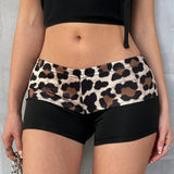 EZwear Shorts mini ajustados sexys de parche de piel de leopardo de moda de verano