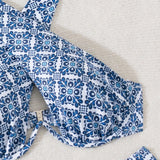 Conjunto de bikini de dos piezas sexy con estampado floral de playa de verano para mujeres - Tirantes cruzados en el cuello con lazo - Estampado aleatorio