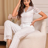 Conjunto de pijama de verano elegante de mujer con tela bordada