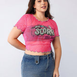 LOONEY TUNES   Blusa Plus Size de punto de malla con estampado tie-dye rosado, coo y fresco con bordes de bloque de colores, divertido estampado de conejo de dibujos animados, verano