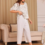 Conjunto de pijama con estampado floral elegante para mujer