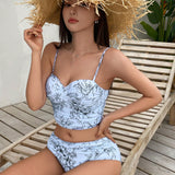 DAZY Conjunto de tankini para natacion de vacaciones de verano para mujer con diseno completo impreso en la parte superior Cami y fondo de triangulo con espalda fruncida