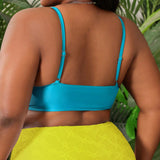 Swim Curve Parte superior de bikini sin espalda con bloque de color para tallas grandes para playa y verano