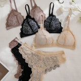 Conjunto de ropa interior romantica de encaje sin alambre de 6 piezas con sosten y panty