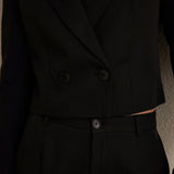 BIZwear Conjunto de traje de chaqueta de dos piezas con abertura trasera en un tono limpio