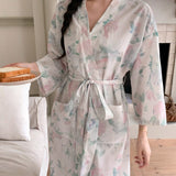 DAZY Ropa de dormir de manga larga con estilo kimono, estampado fresco y cinturon