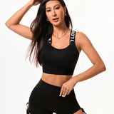 Conjunto de ropa deportiva para mujer con top corto de tirantes y leggings cortos con estampado de letras