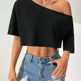 Top corto casual de mujer con cuello asimetrico y unicolor para el verano