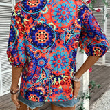 Blusa estampada al azar con escote en V y mangas de cinco puntas